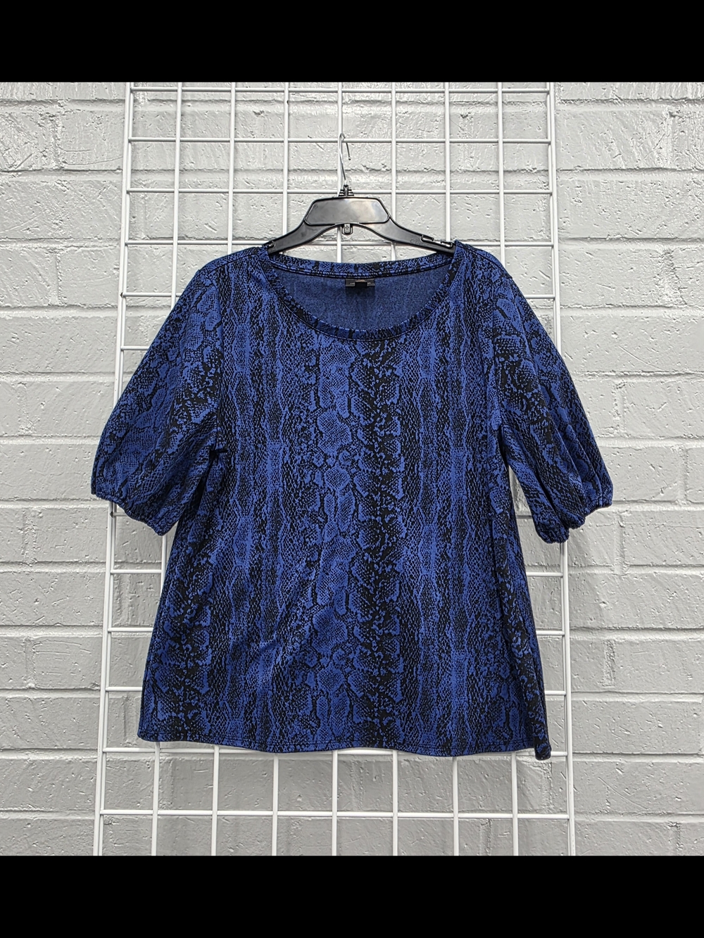 JM Collection Blue Snake-Print Puff Sleeve Women's Top - Picture 6 of 6